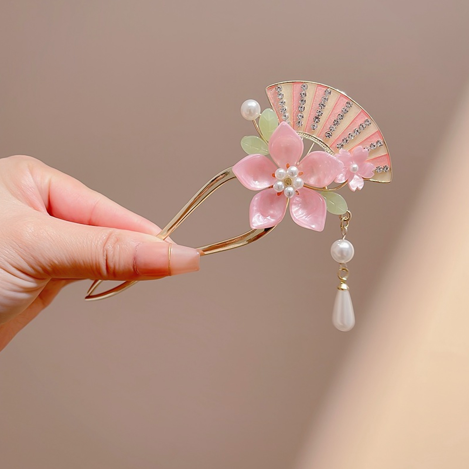 Elegant Pink Flower Hair Pin U - огляд і ціна Jewelry Making Adults
