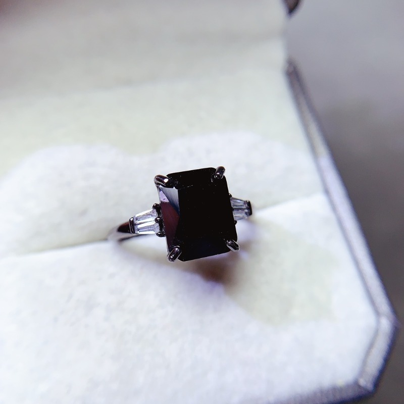 Natual Rectangle Black Spinel  - огляд і ціна Jewelry Making University