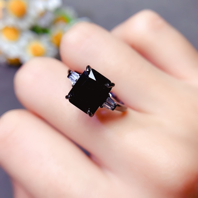 Natual Rectangle Black Spinel  - огляд і ціна Jewelry Making University